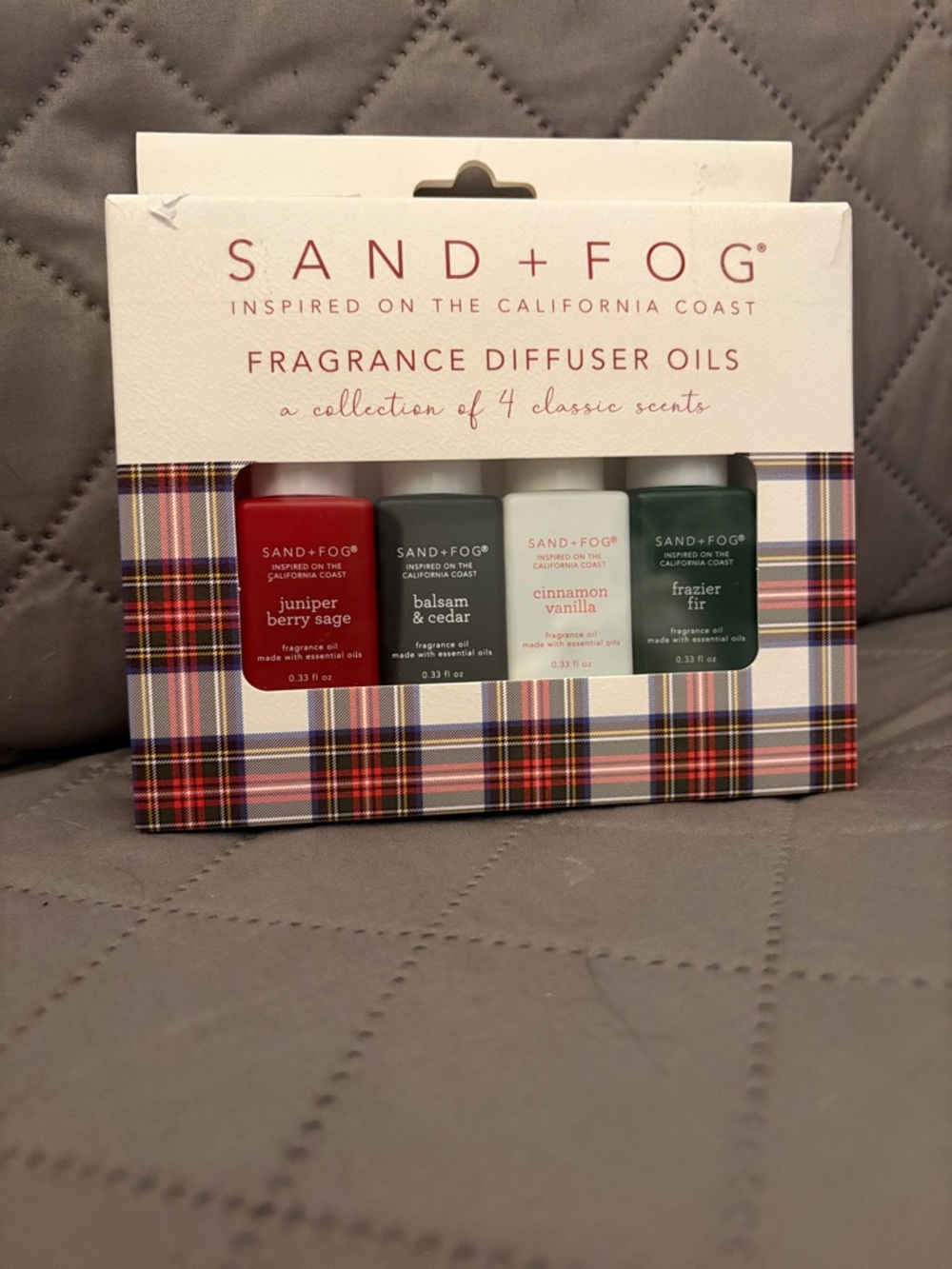 SAND+FOG Fragrance Diffuser Oils - Red, Green, White, Cream (4-Pack)